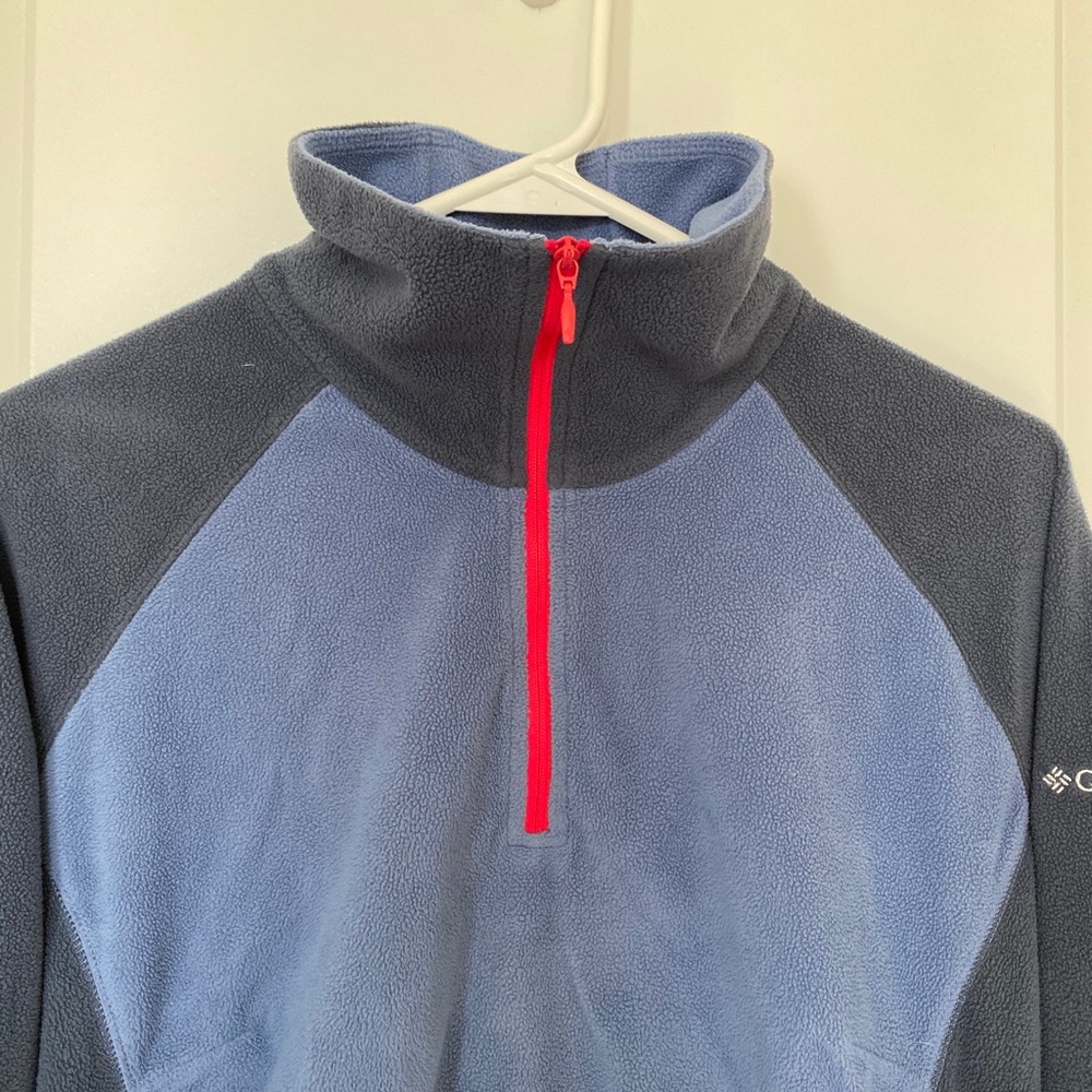 Columbia quarter-zip fleece